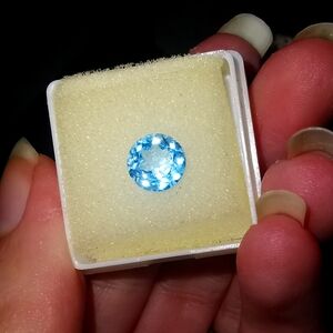 Blue topaz loose gemstone